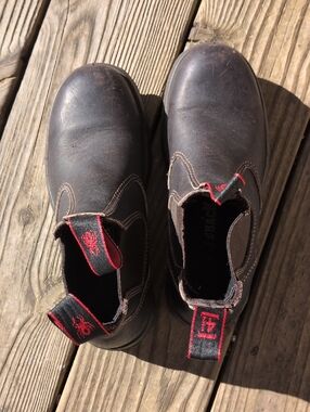 Redback Chelsea Boots In Dark Brown Leather, Sz 7 Women's